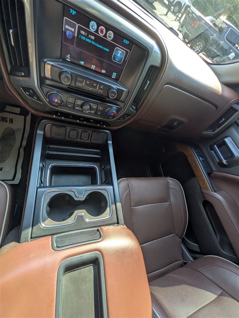 2014 Chevrolet Silverado 1500 High Country photo 22